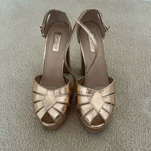 Topshop rose gold metallic platform heels size 37.5